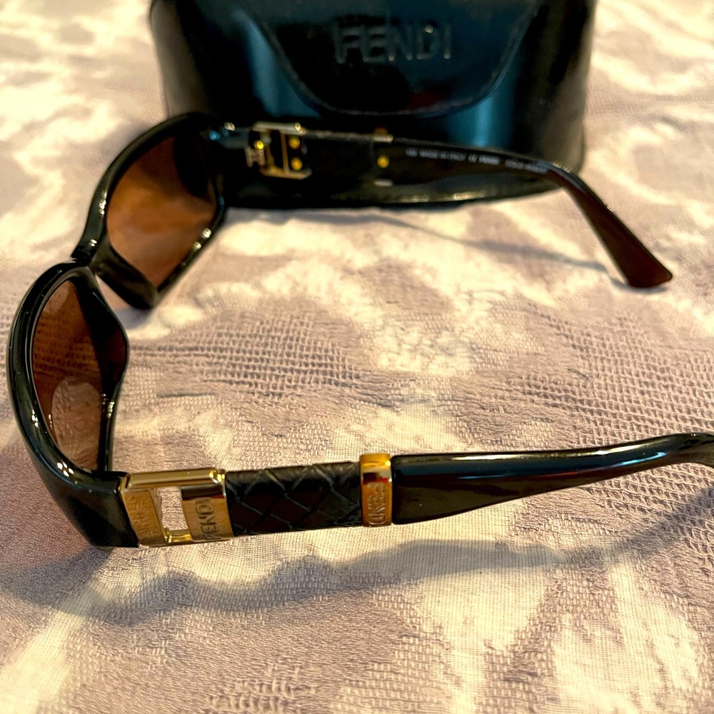 Womens Fendi sunglasses
